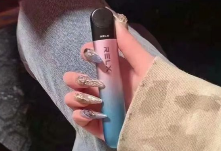 悦刻五代怎么连接蓝牙?